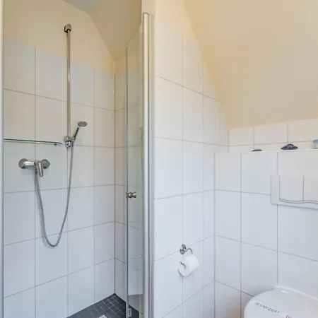 Сasa de vacaciones Attractive In With Private Garden *