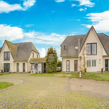 Attractive In With Private Garden Ferienhaus Bastorf